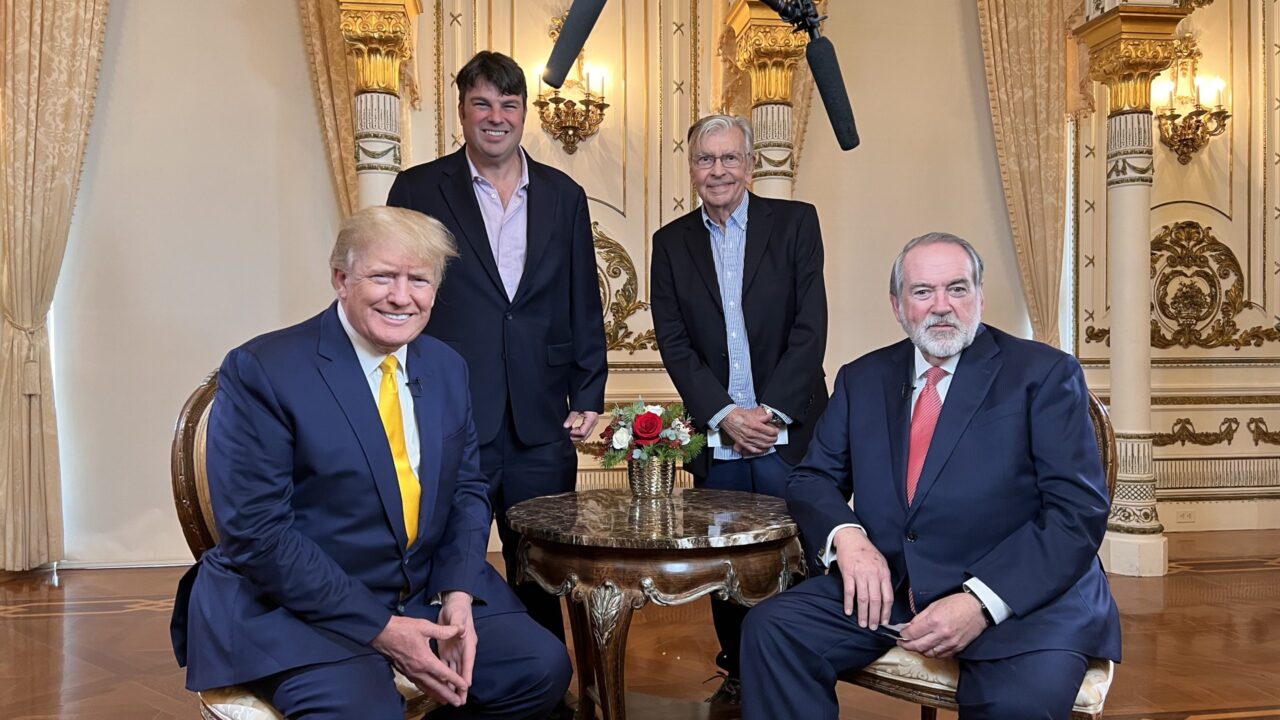 The Sit-Down: Huckabee and Trump at Mar-a-Lago (2021)